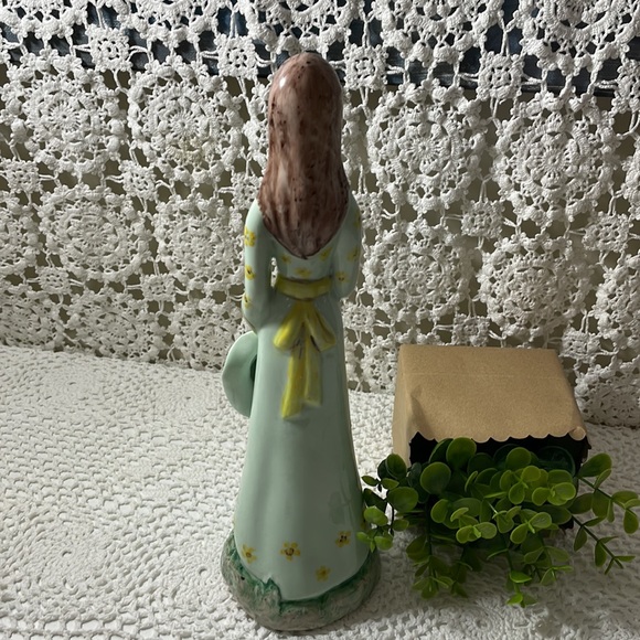 Porcelain figurine “ girl with a sunhat” - Picture 5 of 9